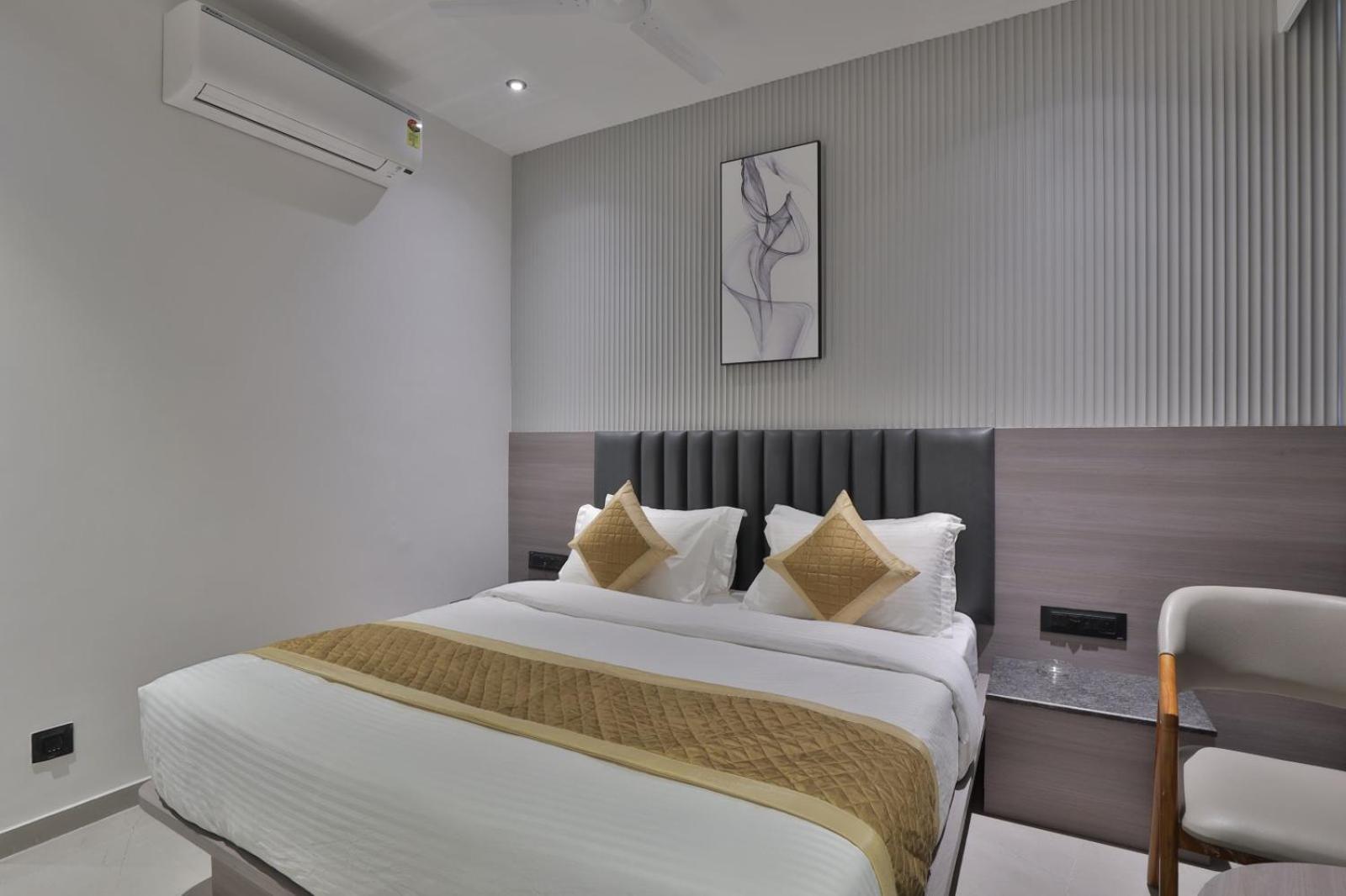 Hotel Legacy 아흐메다바드 외부 사진